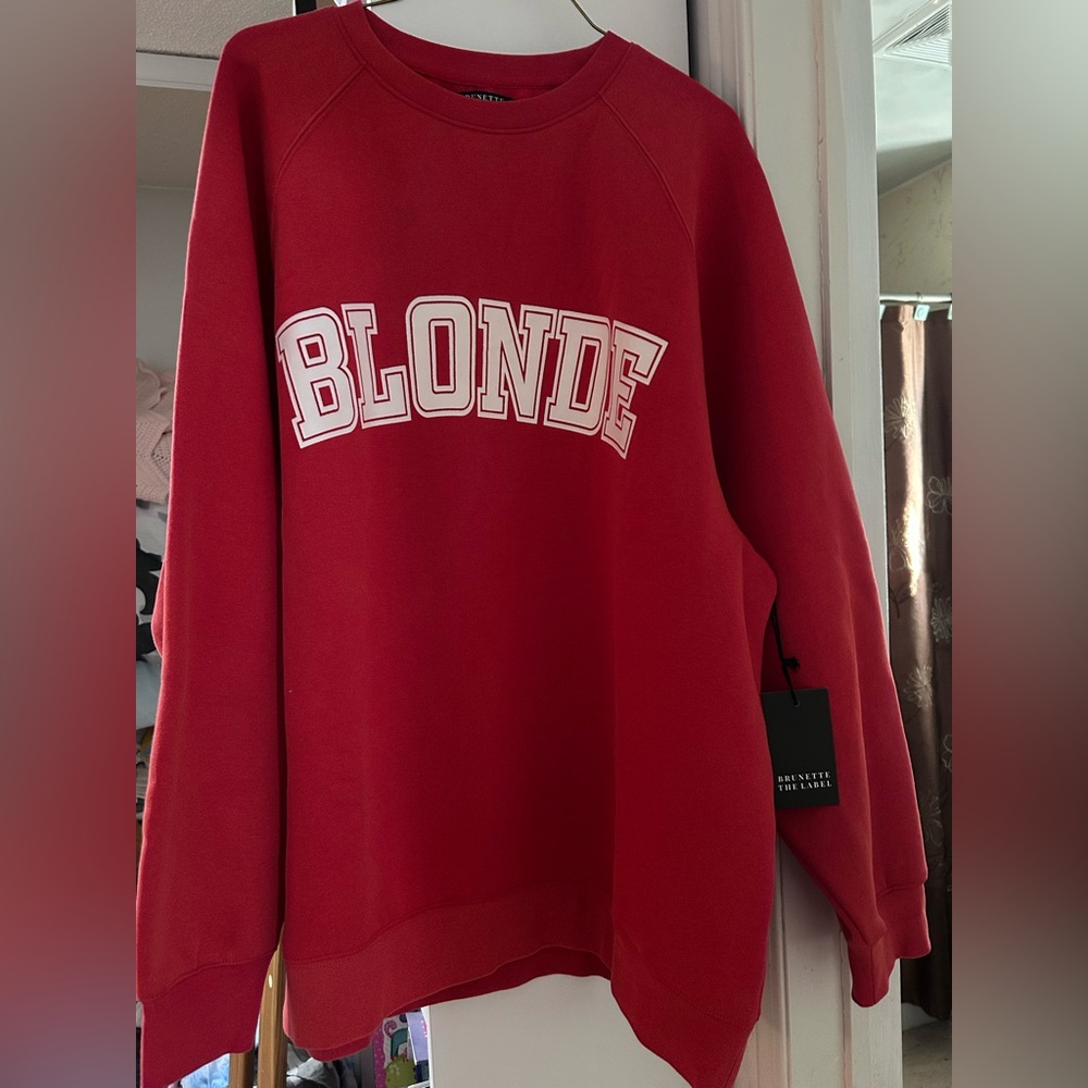 BNWT BRUNETTE THE LABEL BLONDE NOT YOUR BOYFRIEND'S CREW WASHED RED